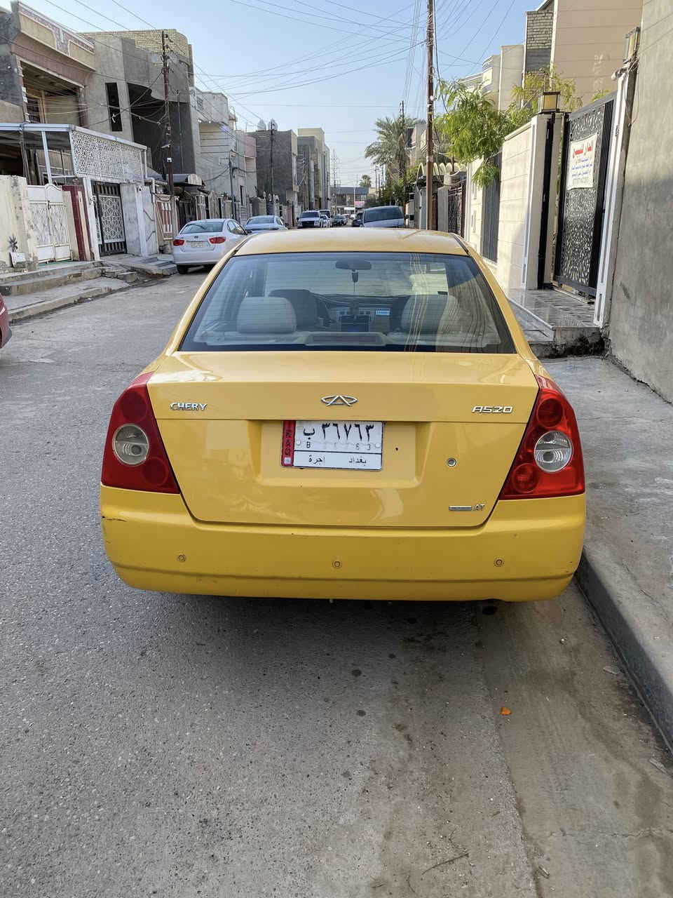 السلام عليكم 
اللهم صلي على محمد وال محمد 
شيري A5 موديل 2011 محور محرك وكير كورلا نحلة الحديث VVT لا ضربه ولا صبغ فقط جراد بالبنيد السياره كلشي شغال بيها حتى ماطور اللايتات _الجام يصعد ويه السويج بالريمونت _حساسات خلفيه _ تبريد شغال خيرر من الله _ تدفئه شغاله _السياره جاهزه تحتاج ترتيب الصدر .
السياره بأسمي شرط التحويل 
السعرر : 47 وبي مجال بسيط 
العنوان : بغداد الدوره كفاءات حي الصحه 
الرقم : ***********
