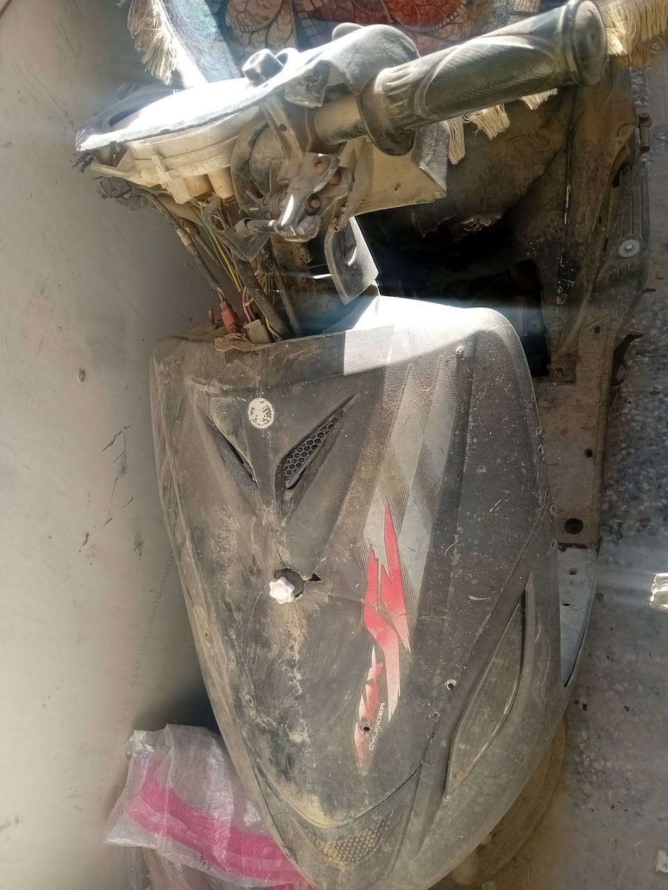 السلام عليكم
ماكس منغولي للبيع  ١٤٠ 
صارلها شهرين متروكة 
٢٥٠ وبيها مجال قليل كلش 
مكاني الدورة 
***********
