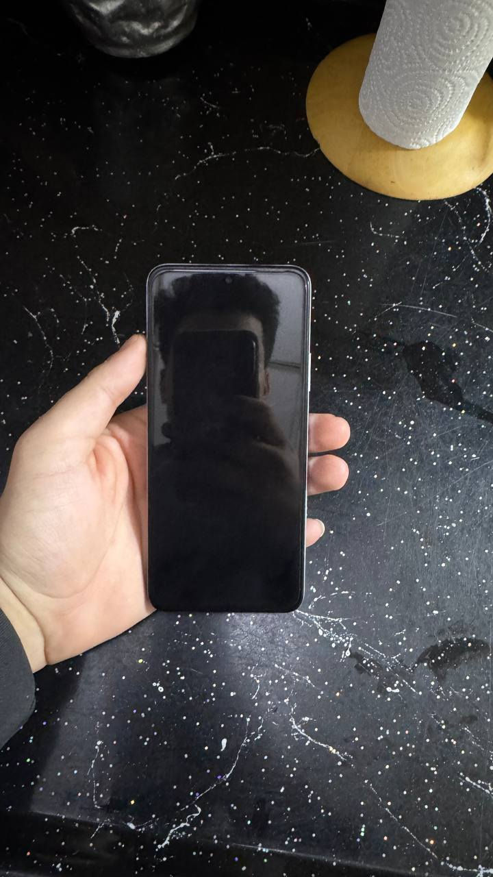 هونر اكس 7بي نضيف 
ذ256 جهاز نضيف كلش
السعر 120الف وبي مجال قليل


**إذا كنت صاحب هذا الإعلان وتريد حذفه لأي سبب، رجاءا أرسل رسالة إلى الدعم الفني**