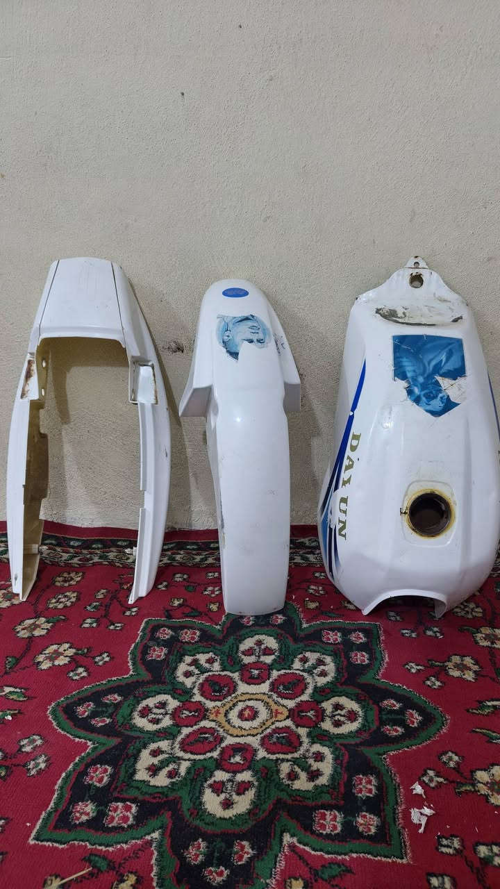 سلام عليكم تخم دايون عضم اصلي للبيع السعر 50 وبي مجال رقم مبايل ***********
