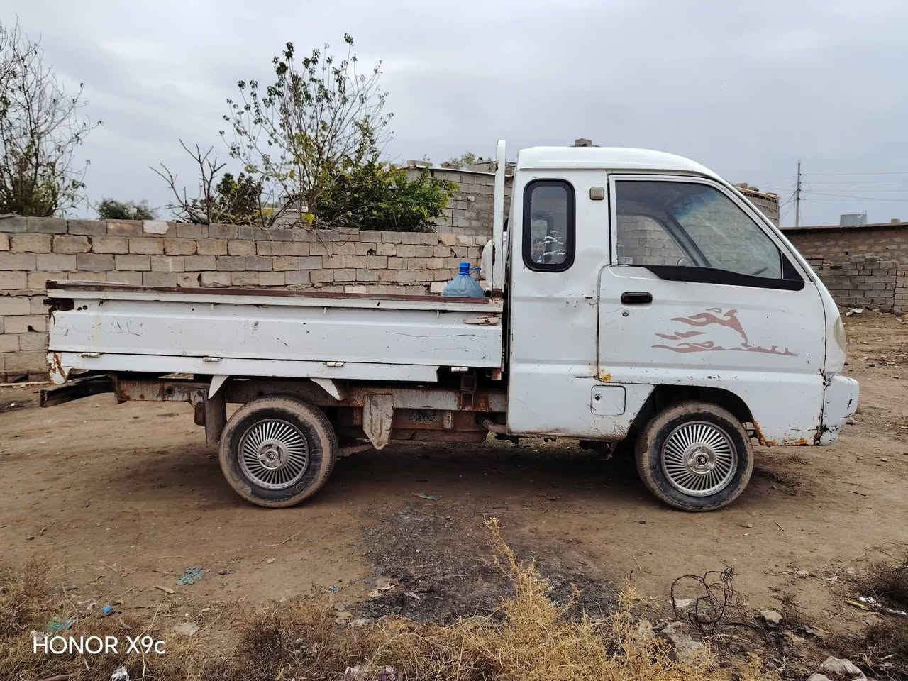 اسلام عليكم فاو كير محرك شرط شاصي شرط وراق كامله السعر 14 وبيها مجال *********** مكاني  أطراف سامراء
