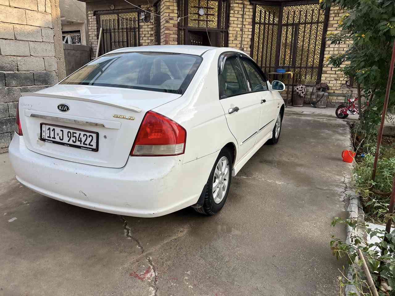 سيراتو ٢٠٠٧ رقم بغداد الرقم الجديد سنويه ل٢٠٣٠ بها صبغ بالبنيد وهلالات خلفيه اثر خياس كير محرك تخم تاير جديد السعر ٧٥ مجال بسيط مكان السياره محاويل حي الاسرى***********
