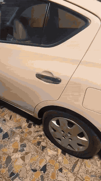 سلام عليكم شباب سياره اللبيع سياره سني مديل 24 هندي سياره نظيفه كفاله عامه ماشيه شي قليل الرقم الهاتف (***********)
