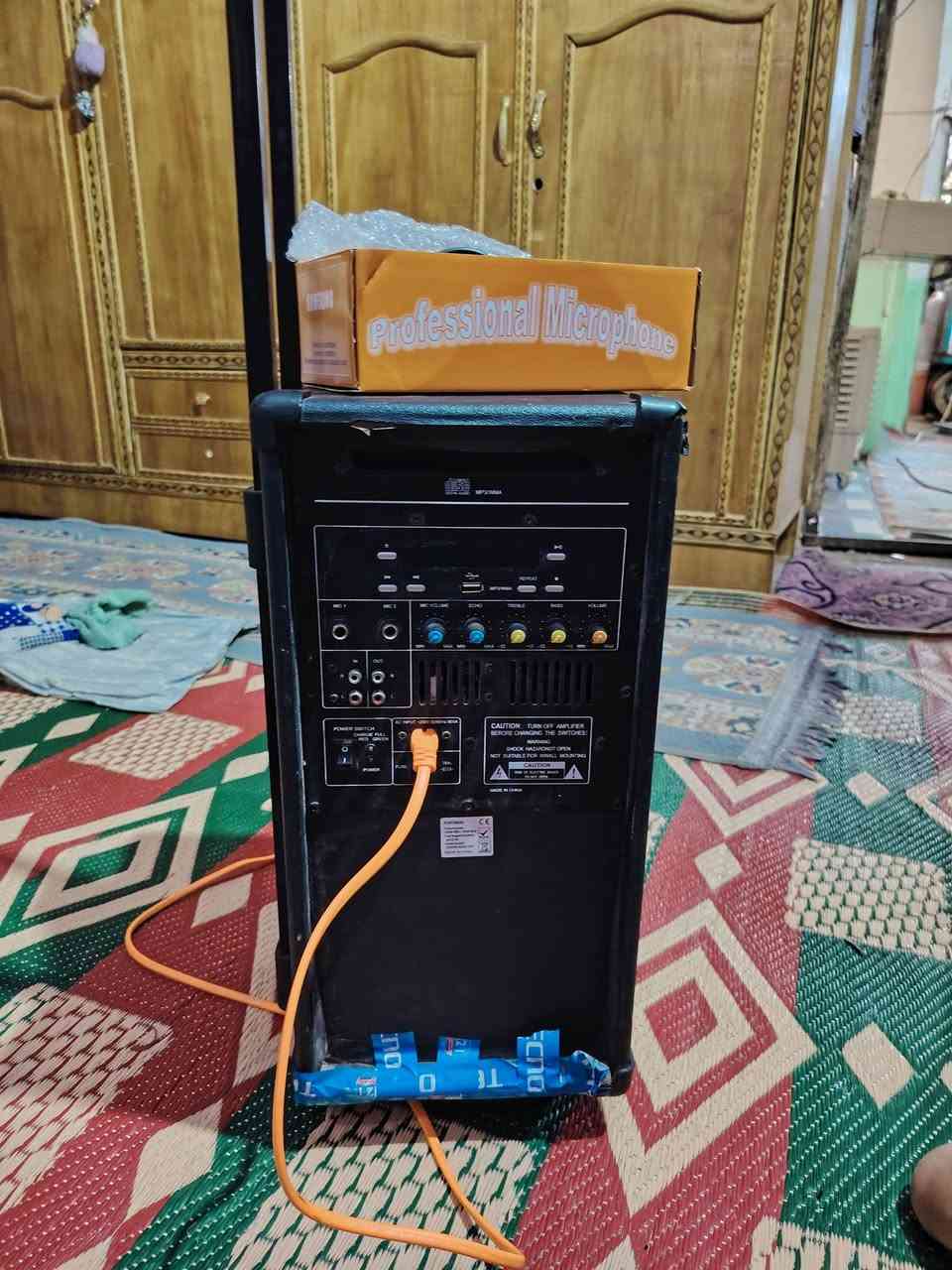 سلام عليكم جهاز Mp3 للبيع شغال اونضيف يشتغل افلاش اوقرص وابلاتوث اومايكروفون صوته عالي مكاني كربلاء آمن الداخلي الاستفسار اتصل ***********
