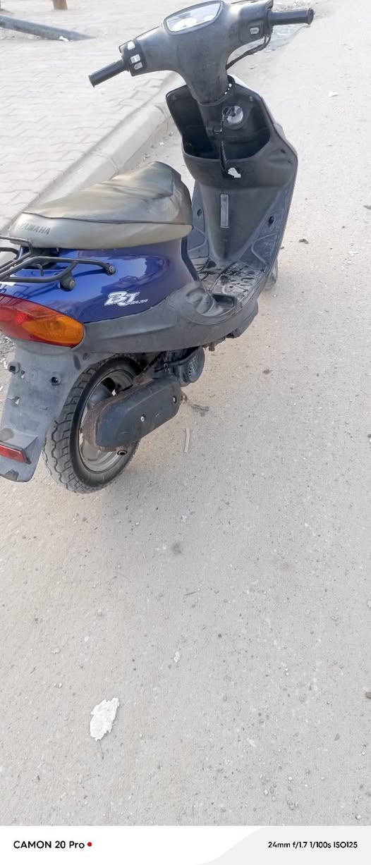 سلام وعليكم بيجي حاويه كفاله عامه مامشيه قليل على وضع لبلاد لو ن حبري مميز شراي يخابرني لو يدخل خاص ***********
