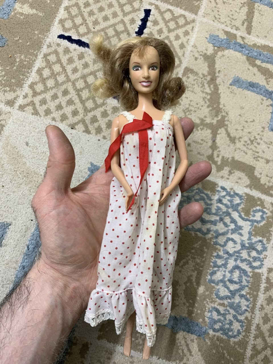 باربي شخصيات مميزة مايكل جاكسون وبريتني سبيرز  وقطع جميلة  تباع مجموعة


**إذا كنت صاحب هذا الإعلان وتريد حذفه لأي سبب، رجاءا أرسل رسالة إلى الدعم الفني**