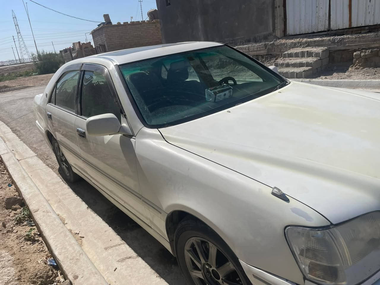جنون للبيع مكينه 3000 فيفيتي كصة قماره فقط
ارقام وسنويه طبق لاصل مع الشاصي تبريد تخم تاير
حداه ومكينه وكير جدد سياره جاهزه  السعر 35 وبيها مجال للطيبين مكاني الگرنه  ***********
