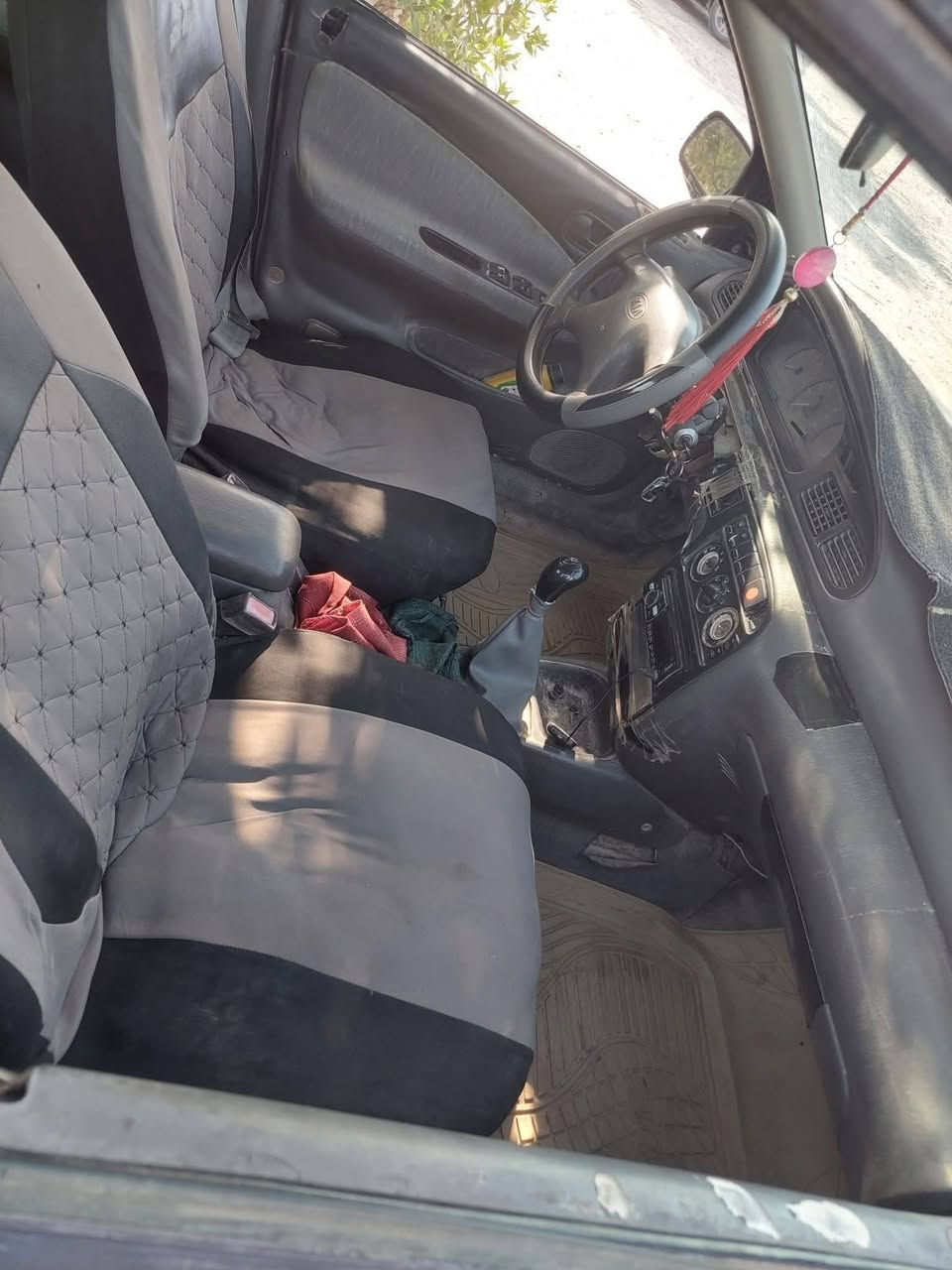 سيفيا ٩٥
كير عادي محرك مفتوح  كفالة كير ومحرك شرط 
رقم انكليزي بابل سنوية لل ٣٠ 
مكاني بغداد لطيفية 
سعر 26 وبيها مجال
***********
***********
