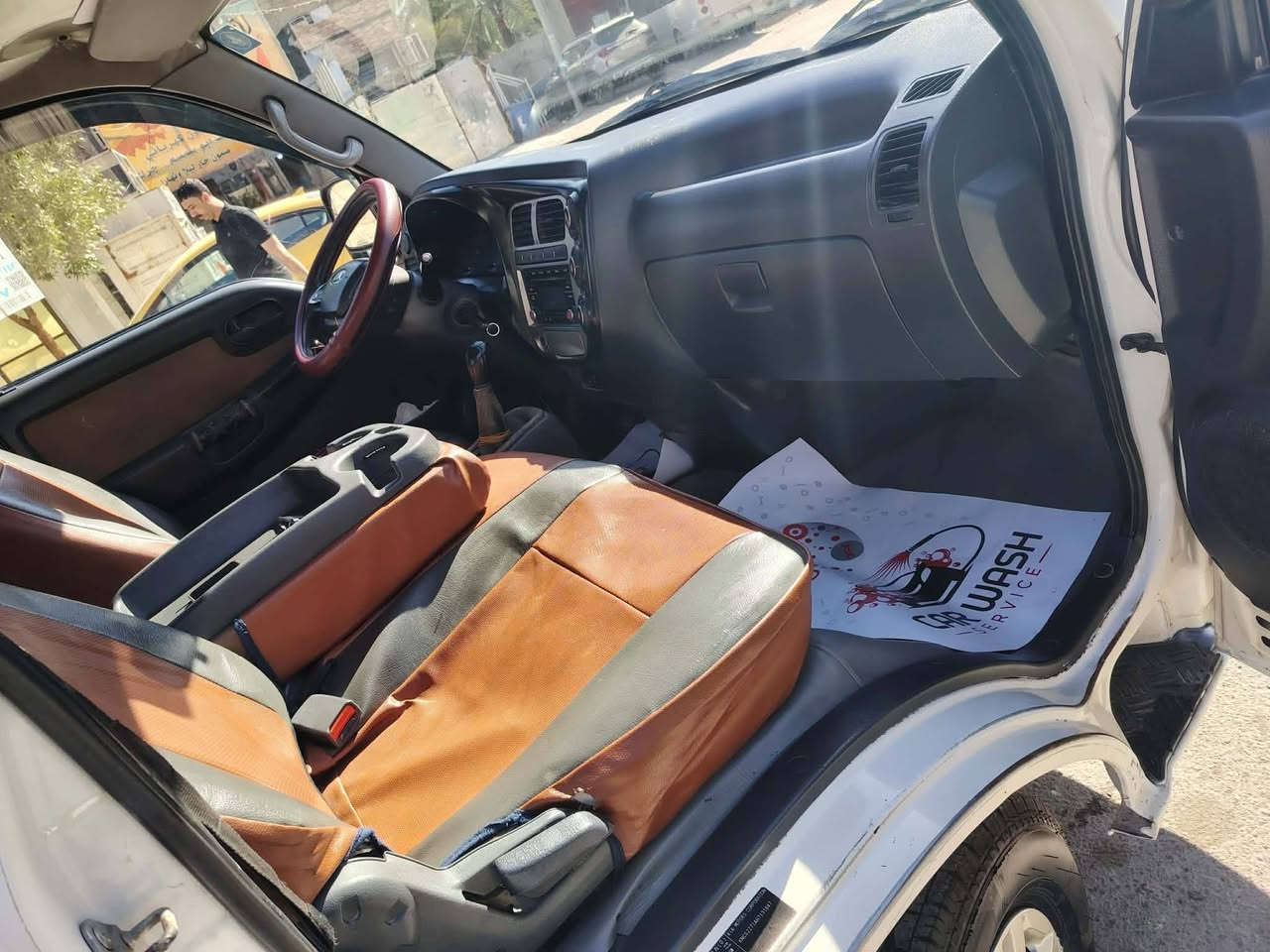 موديل 2017 مكفوله محرك جديد تايرات جديده باتري جديد دوشمه حت لقماره مغلفه سنويه وأرقام وهزه ورقم جديده ***********
