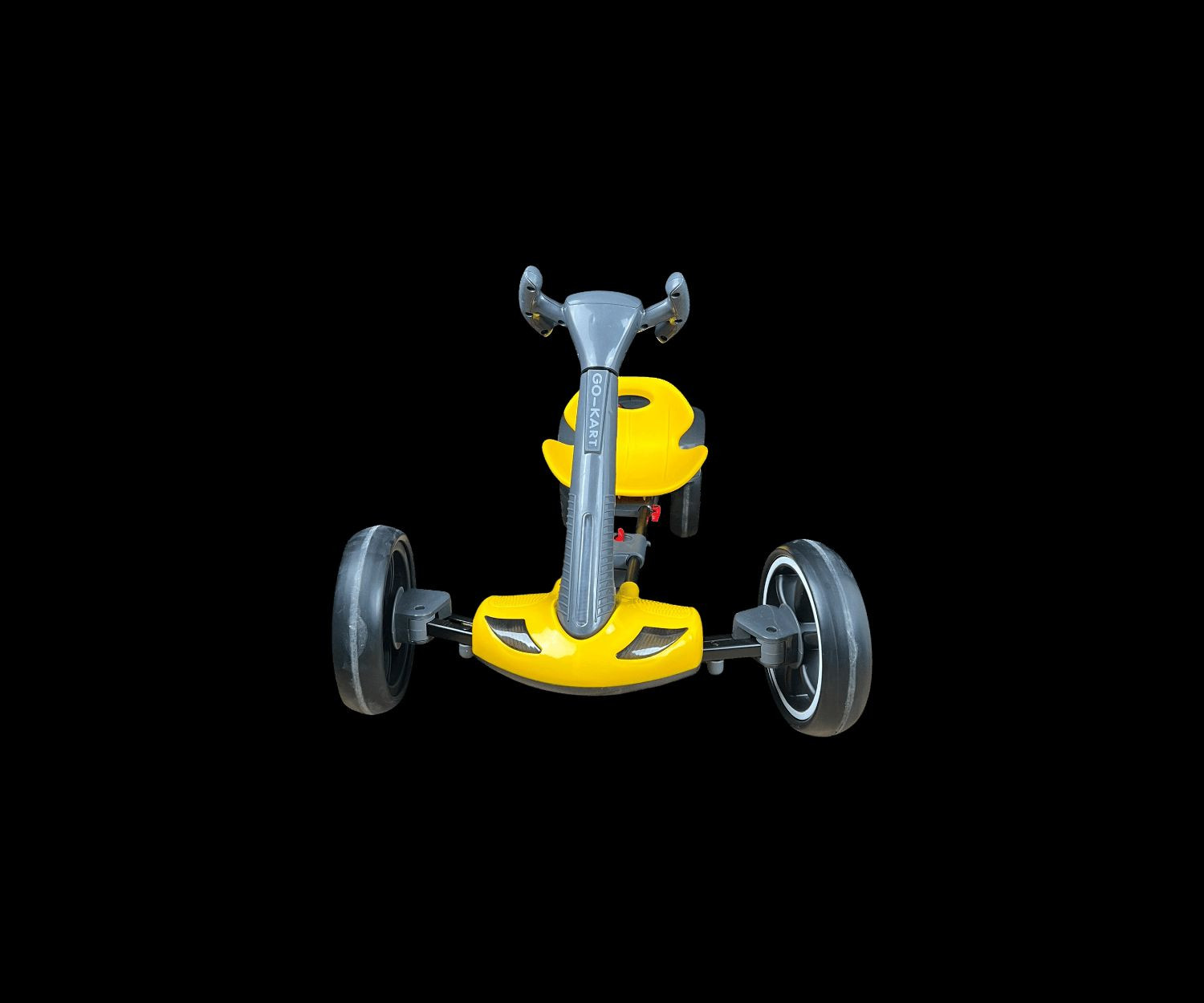 سيارة أطفال كهربائية قابلة للطي مع تحكم عن بعد – Go Kart

الاستخدامات:

لعبة ممتعة وآمنة للأطفال للقيادة داخل المنزل أو في الحدائق والساحات.

تطوير مهارات التوازن والتحكم بالحركة لدى الطفل.

مناسبة كنشاط ترفيهي يومي أو كهدية مميزة للأطفال.

يمكن استخدامها بوضع القيادة اليدوية أو عبر جهاز التحكم عن بعد للأهل.

المميزات:

تعمل بنظام بطارية قابلة لإعادة الشحن.

مفتاح تشغيلإيقاف خلفي (Power ONOFF).

أزرار تحكم أمامي وخلفي على المقود.

مزودة بمؤثرات صوتية وأزرار موسيقى مدمجة في المقود.

جهاز تحكم عن بعد للتحكم بحركة السيارة (تقدم  تراجع  توجيه).

هيكل قوي مصنوع من بلاستيك متين وآمن للأطفال.

عجلات عريضة وثابتة لثبات أفضل أثناء الحركة.

مقعد مريح بتصميم منحني لدعم ظهر الطفل.

إمكانية تعديل وضعية المقعد (أمام  خلف) حسب العمر.

نظام طي لتسهيل التخزين والنقل.

زر أمان مزدوج في نظام الطي لتثبيت الهيكل بإحكام.

طول سلك الشاحن: 100 سم.

قياس الكارتون:

- الطول: 80 سم
- العرض: 27 سم
- الارتفاع: 25 سم

محتويات الصندوق:

جسم السيارة.

4 عجلات.

جهاز تحكم عن بعد.

شاحن كهربائي.

مفك + عدة تثبيت (وردات معدنية وبلاستيكية).

دليل استخدام.

الملاحظات:

يجب شحن البطارية بالكامل قبل أول استخدام.

يُفضل إشراف شخص بالغ أثناء استخدام الطفل.

لا تُستخدم في الأماكن المبللة أو أثناء المطر.

العمر المناسب يحدد حسب حجم الطفل وتحمله للجلوس والتحكم.

يتم تركيب العجلات حسب التعليمات المرفقة في الدليل.
باقي التفاصيل خاص


**إذا كنت صاحب هذا الإعلان وتريد حذفه لأي سبب، رجاءا أرسل رسالة إلى الدعم الفني**