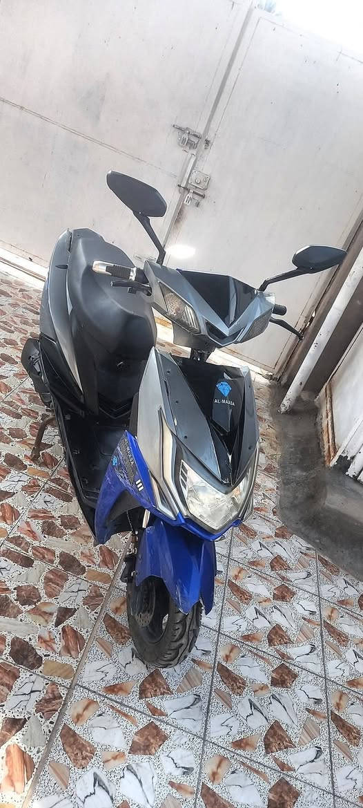 ماطور شحن  للبيع
سنة الصنع: 2024
نظيف وشغّال بدون أي ملاحظات
التفاصيل:
🔋 6 بطاريات
⚙️ أداء جيد جدا
🧼 استخدام بسيط
💰 السعر: مناسب 360الف وبـيه مجال
📩 التواصل: خاص أو اتصال ***********
