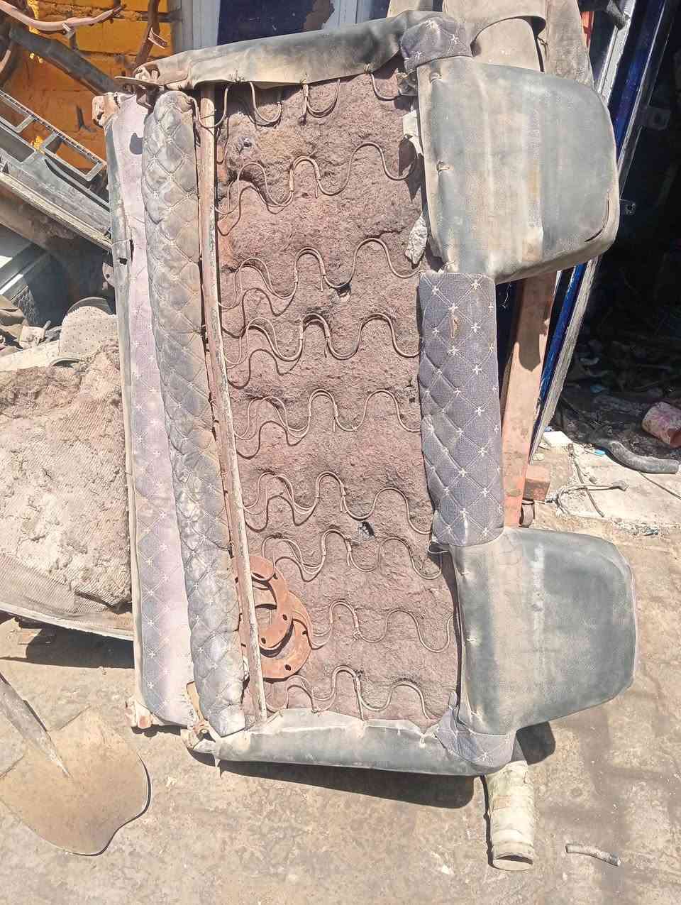اغراض تيوتا بيكب88 بغداد***********
