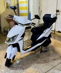 دراجة شحن • ٦ بطاريات ٣٢ أمبير • ترجع للخلف