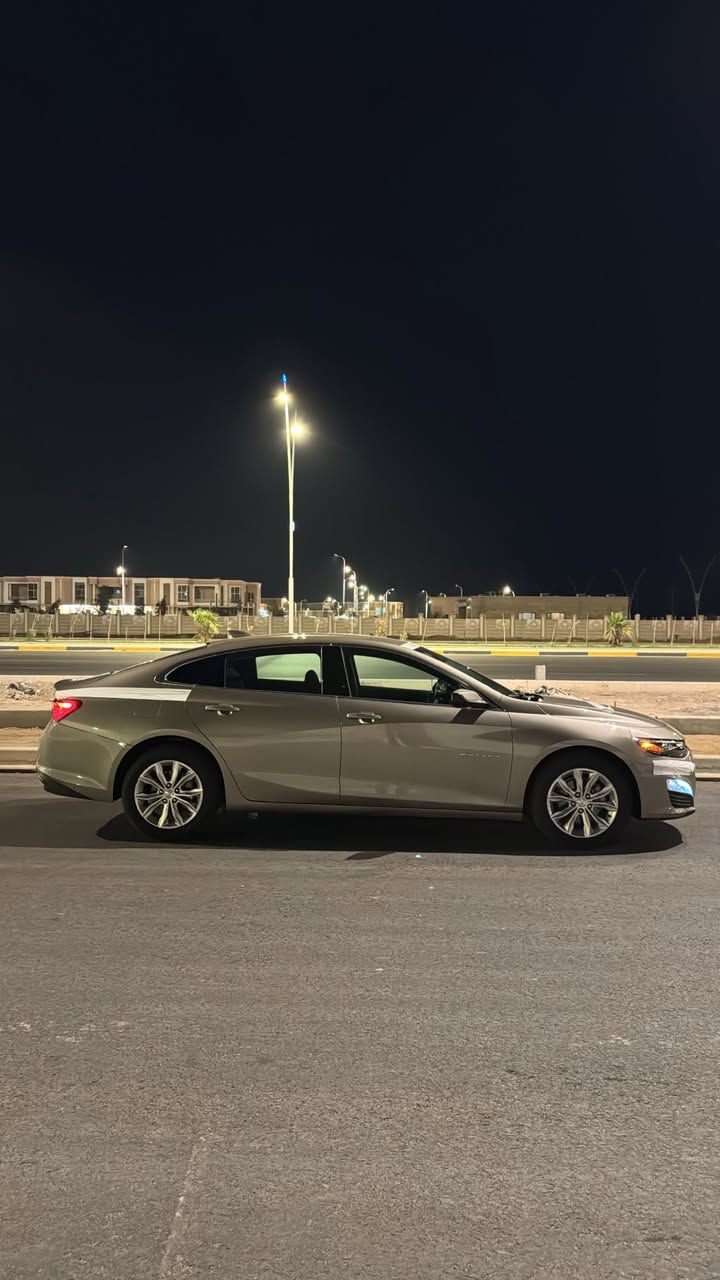 ماليبو مديل 23 LT
ماشيه 70km
السياره داخله تقرير كفاله 
هنانه بالعراق صار بيها ضربه بالجاملغ الامامي موجوده بالمنشور صور الحادث خسفه خفيفه الموشراي لايكسر 
السياره بصره حره بأسمي تحويل ثاني يوم 
فول مواصفات عدا الفتحه  
١-تشغيل عند بعد
٢-كشنات تدفئه 
٣-مثبت سرعه
٤-تثبيت مسار
٥-تبريد قطعتين
٦-رادار بالمري
وبعد هواي سوالف المتعارف عليهن السياره نضيفه بمعنى الكلمه سياره كلش معتني بيها من بانزين محسن ودهن تجي تشوف سياره وتطلع بيها
السياره مكانها بالبصره السعر 142 وبيها مجال 
***********
