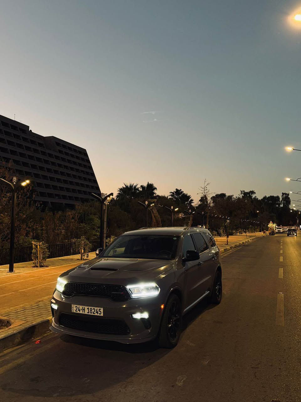 للبيع 
دوج دورنكو 

لون مميز 
موديل 21 
ماشي 90 كيلو فقط 
ضرر امريكا. داعميه فقط

هنا صار بيها جاملغ. فقط 
بوند اصلي مالتها موجود 
مبدل للجماليه 
رقم اربيل جديد 
سنويه جديده
سياره ما تصرف عليها ربع 
جاهزه على اخر حبه

السعر 260 و بي مجال كلش بسيط

للتواصل 

***********
*********** موصل, نينوى
