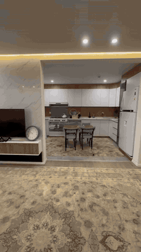 کوردی-عربي ⬇️

‎عـقـارات شـاڵاو

🔹شوقە بۆ کرێ بە کامل ئەساسی بەکارنەهاتوەوە 

♦️122 مەتر 

♦️بە مودەی ساڵ

📍لقی یەك عقارات شاڵاو / بەرامبەر میران سیتی

لقی دوو عقارات شاڵاو / ناو پڕۆژەی دەروو سیتی ١ 

بۆ زانینی نرخ دەتوانن پەیوەندی بکەن بەم ژمارانەوە : 

 ***********

عقارات شالاو 

شقة للأيجار مع كامل اثاث جديد 

♦️١٢٢متر

♦️لمده سنه 

📍فرع اول عقارات شالاو مقابل ميران سيتي

فرع تاني داخل درو سيتي واحد

للمزيد معلومات اتصال 📞 

***********
