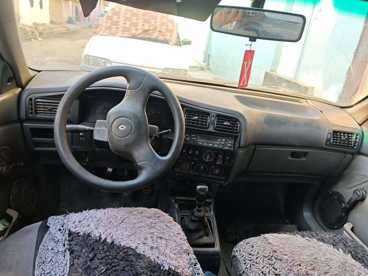 رينو 19 موديل 92 جاهزة رقم ألماني سنوية عظم إلى 2029 شرط التحويل تأخذها من الشرعي. مكانها موصل الأيمن للاستفسار الاتصال على
 الرقم *********** موصل, نينوى
