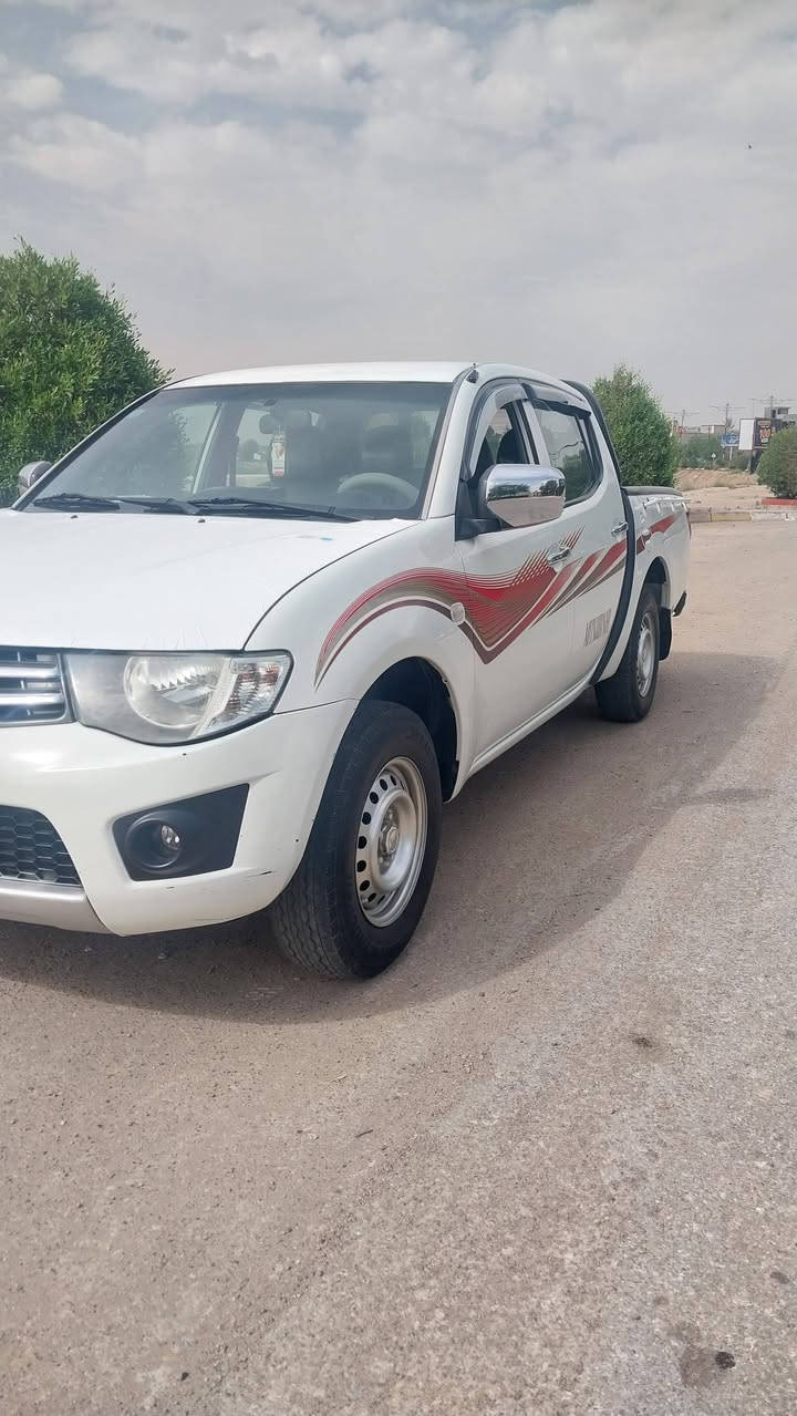 مسيبوشي 2011 بغداد الانكليزي محسن مكفولة من الصبغ والتبديل مشروع وطني سنوية مجدده ميكانيك جديد صدر جديد كهربائيات كلها شغاله تبريد شغال جام كهرباء تخم تاير باتري جديد جاهزة من كلشي شاشة وكاميرا مدوشمة ارضيه وكشنات سنتر لوك شغال 
#العنوان_ديالى_بعقوبة 
***********
