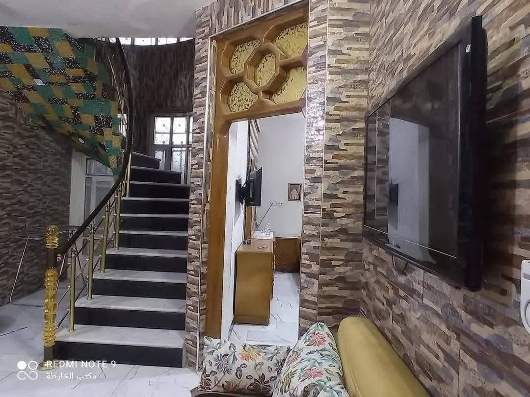 #دارلـلإيــــجار   
مـكـــانه   الحــله حــي الصحه 
غــــرف عـــدد 2 صـــــالــــــة و هـــــــــــول ومـطبخ  2  ومـــن  وصـحـيات 
امـــسـاحــــــه.  230
اخـــوان بــــدون احـــراج تــجــي تــشـــوف البـــيـت فــلوســـك ويـــاك مــــع مـستمسكاتك مــع اجـّــور الــمكتـب غــــير ملـزمـــين بـالانتـــــظار

#اشعندك  #دار الـلإيــجـار
$#دزه...#عــلـى....#وتــسـاب...#مـعه...#ادق   ..#تــفـصـل ...#والــصـوار...
.👇.داخـــل 👇، الـــحـــله، 👇، فــقـٓـط...، 👇
👈عـــقــارك بـــس يــمــــــنه. يـــتـجـــار .

(..عـموله..مـكـتب.كامل..مـال..شـهـر...ايـجـار...)

 #للإستفسار عـلـــى #الــواتـــسـاب(.. فـــقــــط..)👇👇

https://Wa.me/+9647831008706 

🌹مــكتــــب عــلـــي التــمـيـمـــي
#لــــلاســــــتـفـسار رقــــــــم الــــــهاتـف 

***********
