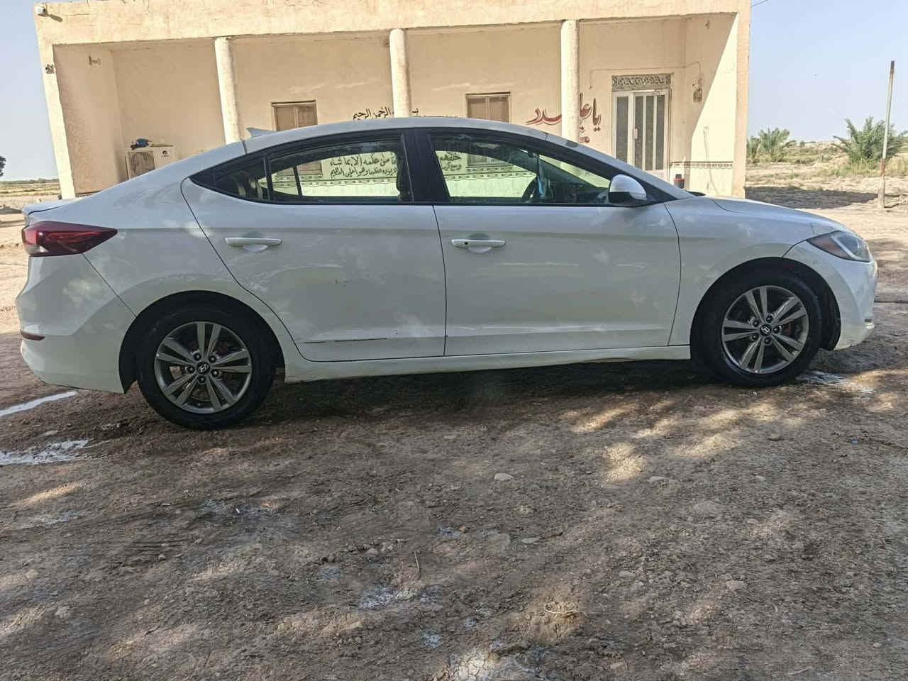 ‏ السلام عليكم للبيع
‏
‏النترا ٢٠١٧ امريكي حادث قبق جنطه مرفق بلصور
‏محرك   2000 دوش المرغوب
‏
‏سنويه نافذه ل 2029 
‏
‏هزه جديده رقم انكليزي باسمي رقم ذي قار
‏
‏سياره فول مواصفات
‏
‏المواصفات
‏
‏فتحه سلايد 
‏
‏مفتاح بصمه
‏
‏رادار خلفي
‏
‏تحديد مسار
‏رادار جانبي يحتاج تصليح
‏
‏مثبت سرعه
‏
‏نقطه عمياء
‏
‏تدفئه كشنات
‏
‏كير AT المرغوب
‏
‏سياره ماشيه112
‏
‏كشنات جلد تفصال
‏
‏نظام abc
‏
‏ انظمه قياده
‏
‏السعر ١٢٥وبيه مجال قليل 
‏
‏سياره جاهزه للاخير كل نقص ما بيها للاستفسار الاتصال بالرقم. 
‏***********
‏
‏***********
مكان ناصريه
