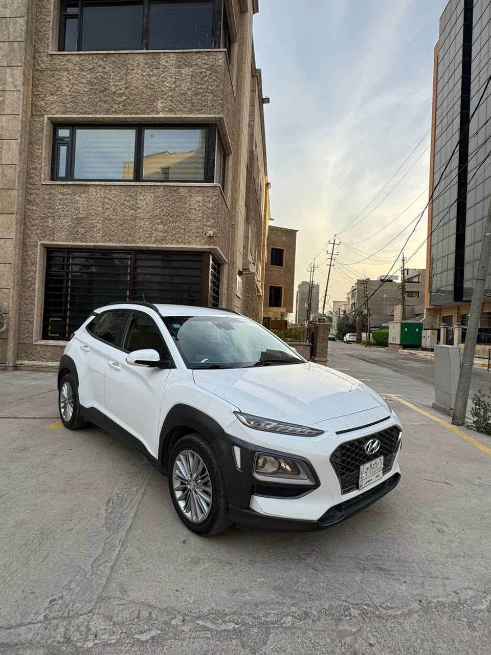 السلام عليكم 

✨هونداي كونا 
✨موديل 2021
✨ماشية 37 الف 
 
✨بصمة ابواب 
✨تشغيل بصمة
✨فورويل
✨داخل اسود ورصاصي نضافة 💯 
✨تدفئة مقاعد  
✨شاشة كاربلي 
✨ثلاث وضعيات قيادة
✨راداد امامي 
✨مثبت سرعة و تحديد مسار 
✨مكينة 2000 دوش
✨مكينة و كير مكفولات 
✨تبريد خير من الله
وباقي المواصفات المعروفه
وارد امريكي فقط البنيد مبدل  
✨السعر 145  ورقة و بيها مجال 
مكاني بغداد الكراده ساحة الواثق
***********☎️ بغداد, العراق
