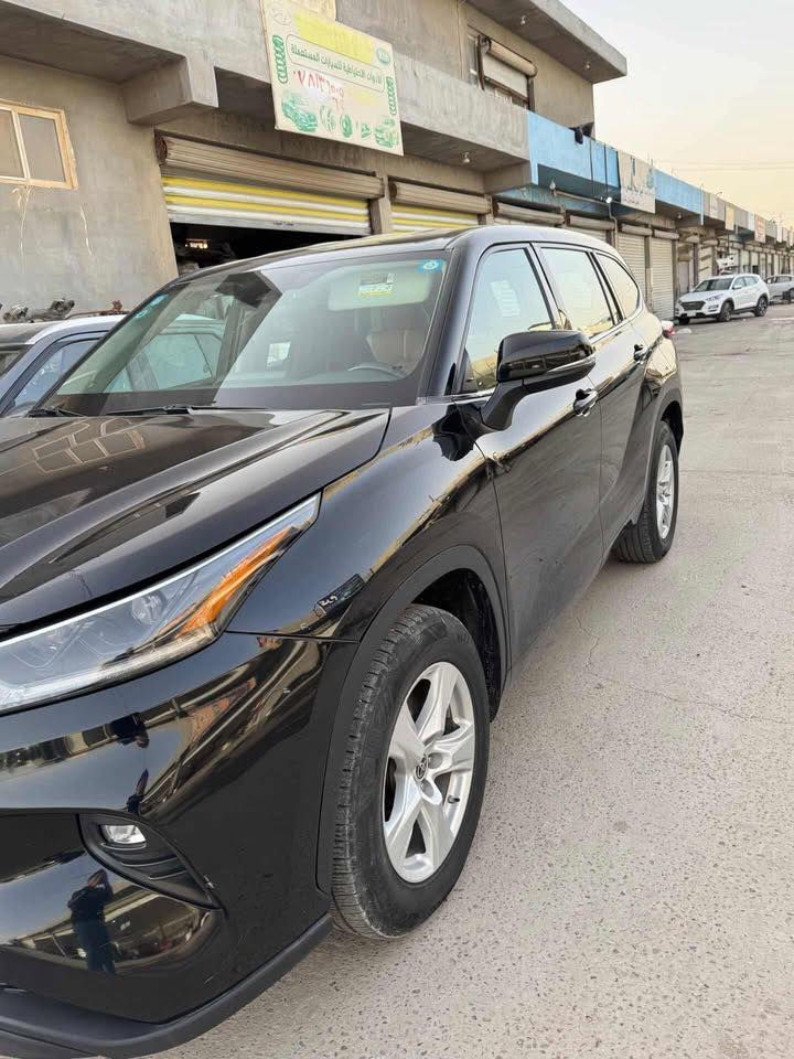 سلام عليكم هايلندر موديل 2021وارد امريكي رقم الأنبار للبيع مكان السياره الرمادي اي استفسار اتصال على الرقم ***********
