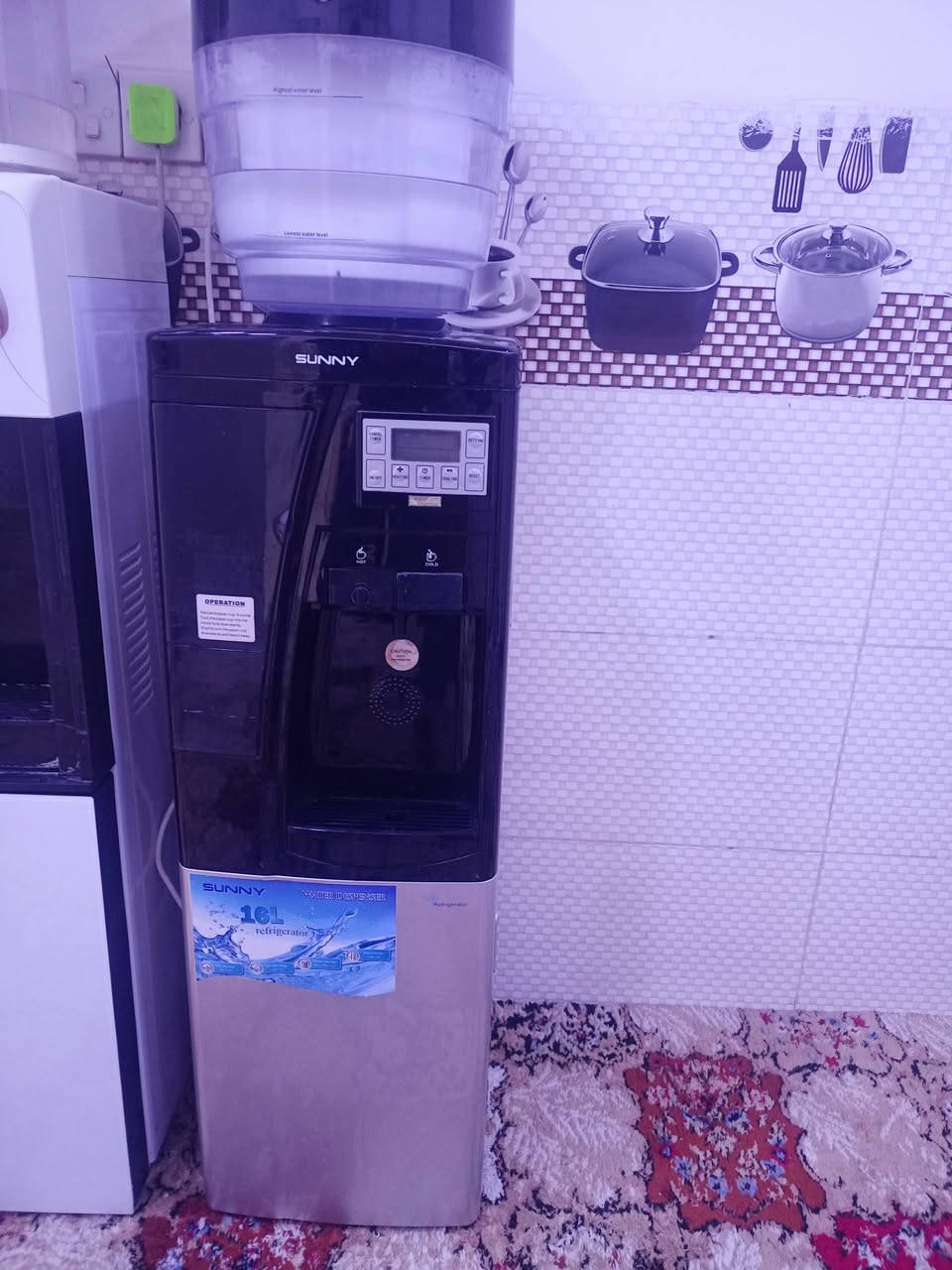 برادات ماء للبيع عدد2 فول نظافة شغالات حار وبارد وثلاجة كل نقص مابيهم نظافة100٪ الشراي  يتصل***********
