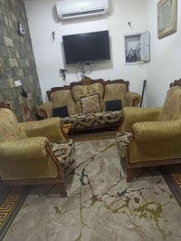 صوفا • نص تخم