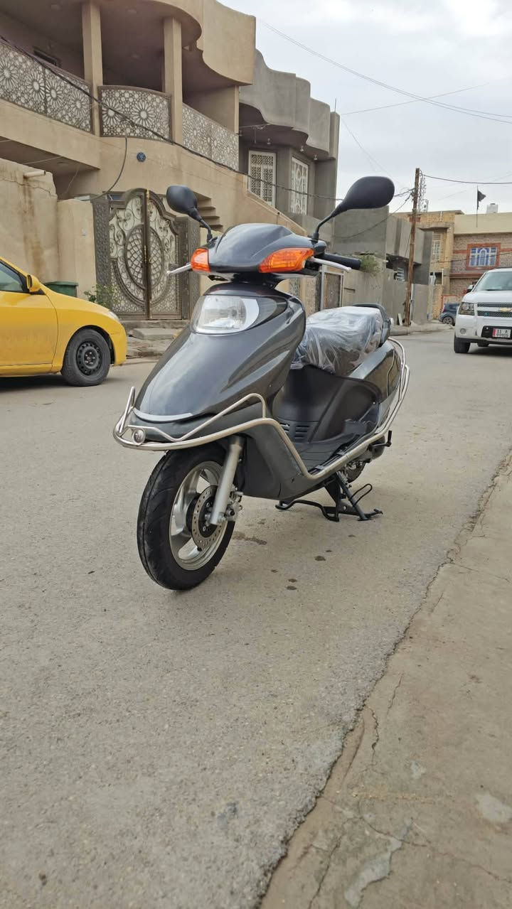 سلام عليكم للبيع سبيسي ماليزي ماليزي زيرو موديل 25 كفاله عامه صالها اسبوع من طالعه من معرض دراجه جديدة زيرو بعدها على سحك

 اي استفسار اتصل على رقم  *********** ابو حيدر 
مكاني كوت الفلاحيه 
قرب صيدليه كربلاء 🤗
