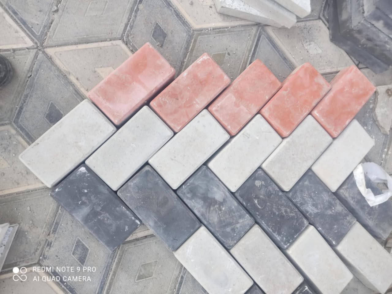 معمل مقرنص بغداد يوجد لدينا جميع نواع المقرنص بسعار مناسبه وجوه سوك ويوجد لدينا خدمت توصيل بغداد وجميع المحافضات متوفر كادر عمل  /***********.
*********** #مقرنص #المقرنص #تطبيك #معمل #خلفات #خلفه #بغداد #معمل #بغداد # يوجد كرسته وعمل بسعار مناسبه
