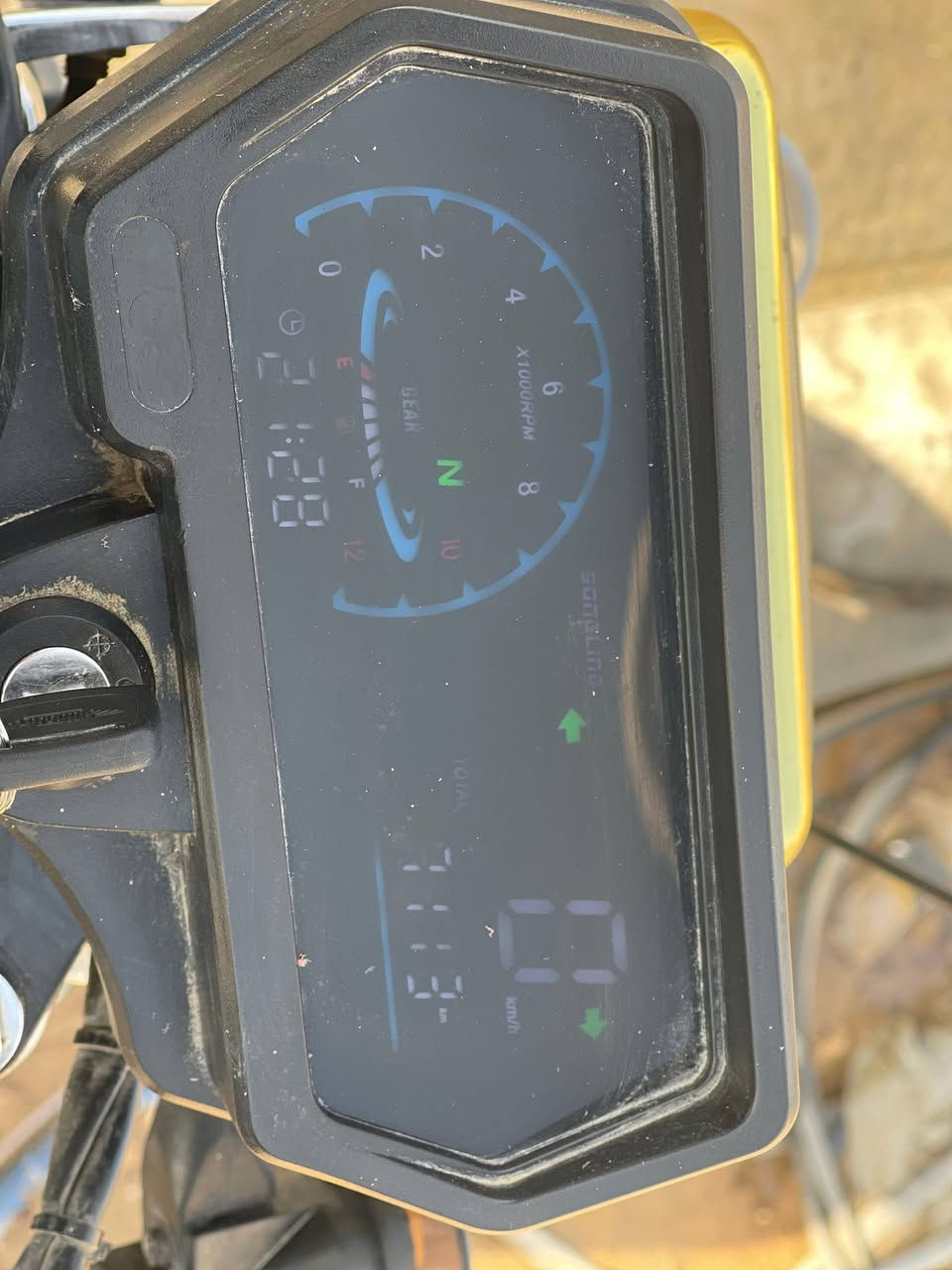 سلام عليكم دراجه سفانه نضافه فول ٢٠٢٥ جاهزه أوراق اس كنر مراوس بدايون***********
