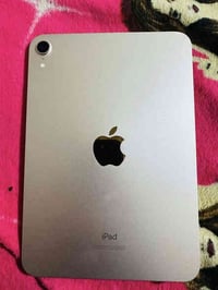 ايباد مني 6 مامفتوح نظيف جدا شخط مابيه ذاكرة 64 بطارية 85 مامتواجد ع ا...