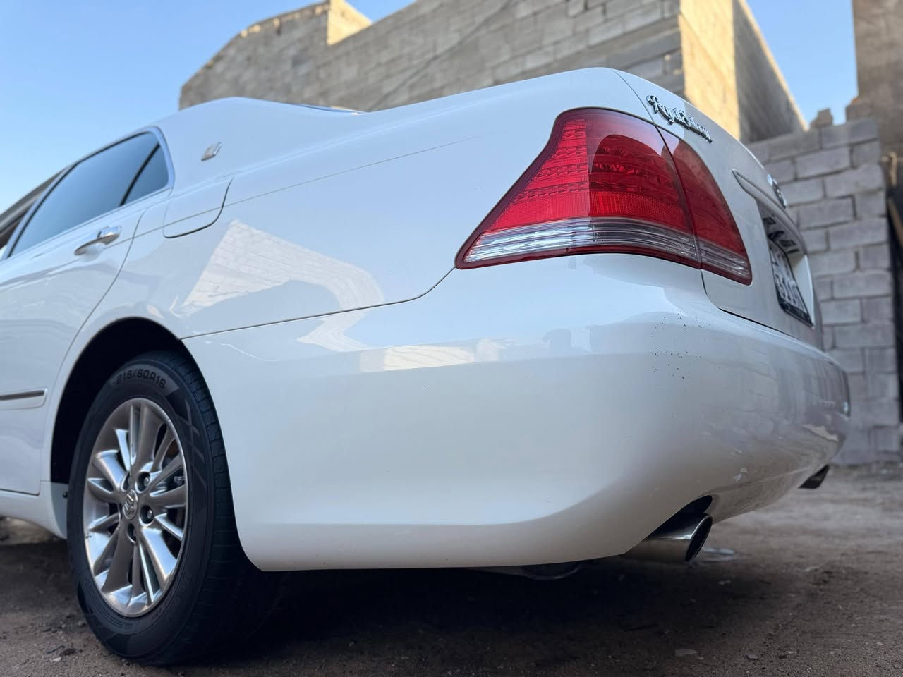 للبيع شاهينه ادوات كفاله عامه موديل 2004 مكان البصره مامتواجد على الفيس رقم الهاتف ***********
