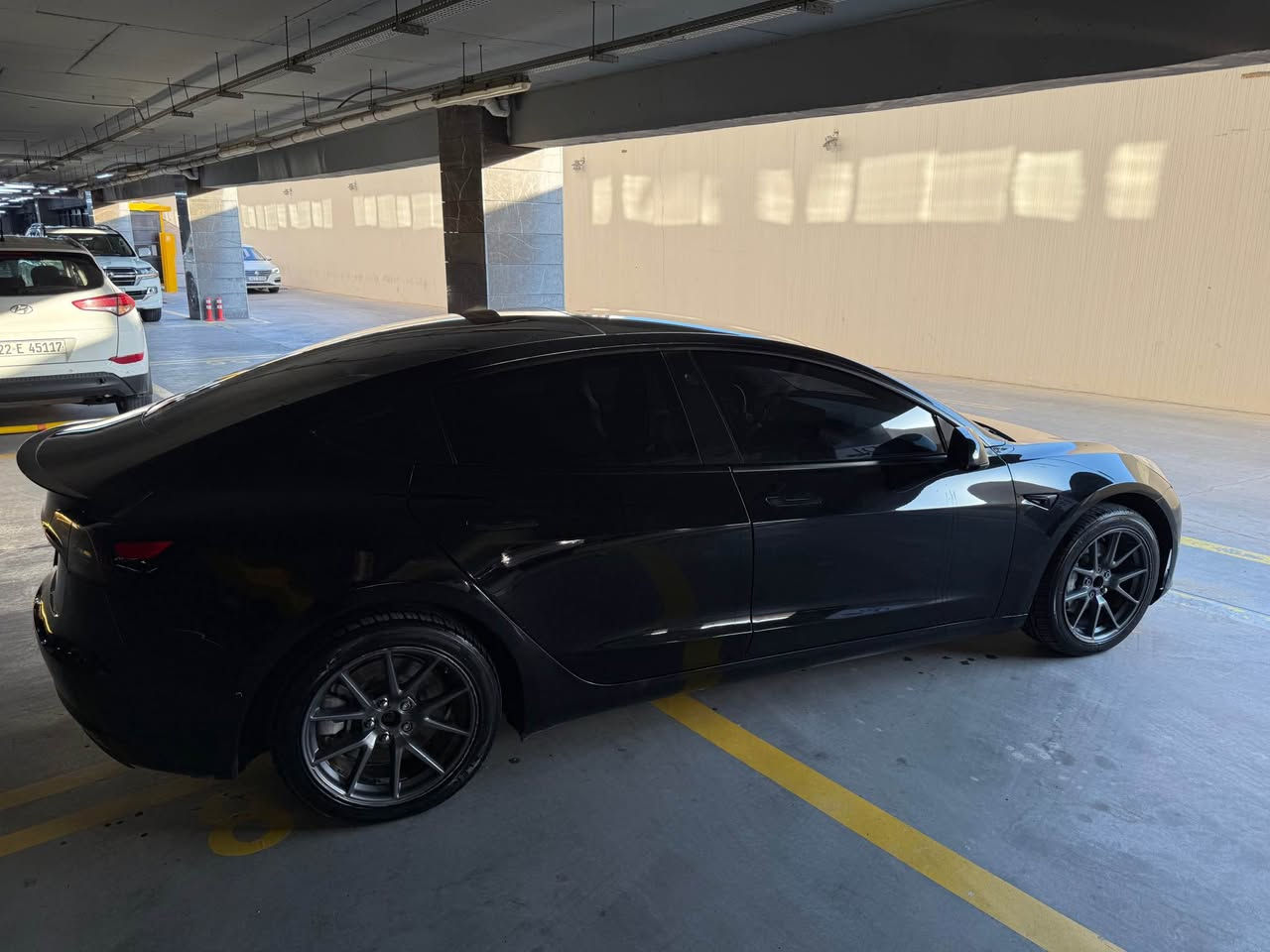 Tesla Model 3 
موديل_٢٠٢٢
ماشي سياره _ ١٠٠ كيلو مه تر 
وارد امريكي سياره كلش جديد بدون اي مصرف ١ قطعه صبغ بدون دواخل بدون ارباگ
💸💸💸138$💸💸💸
📲*********** أربيل, العراق
