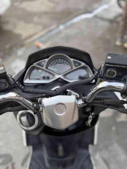 السلام عليكم 
ماجسته اس 
أوراق كامله ونضيفه وكهربائيات كامله 
مكاني بغداد السعر 850 وبيها مجال 
الدراجه تدير متشتغل ابيع هل موجود 
***********
واتساب ***********
