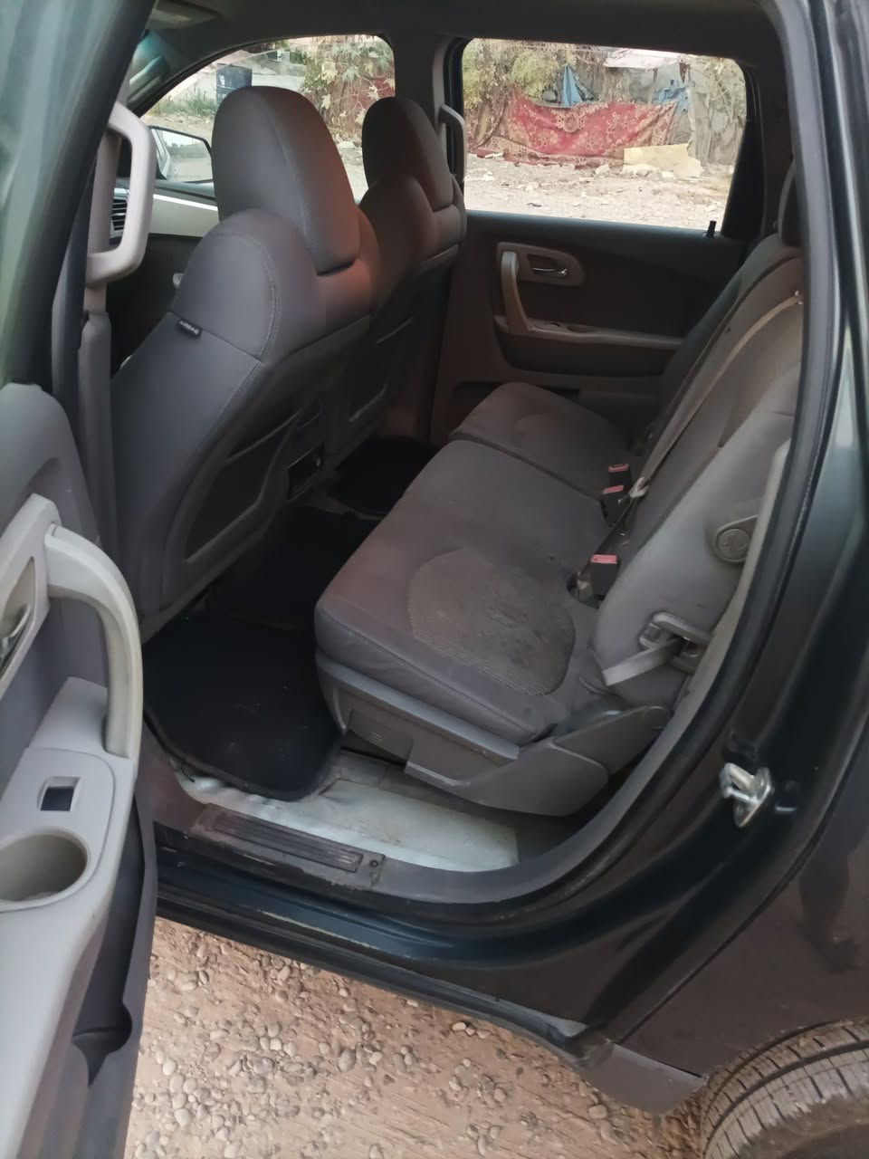 شوفرليت اترافيس 2011. وارد كندي  بدون ضرار   محرك 2017 
محرك.  معمر.
مكاني موصل 
غرمات مصفر 
هزه 26 
سنويه 2030. تحويل مباشر
  مكاني موصل كوكجلي. 
*********** 
***********
سعر 95 وبي مجال
