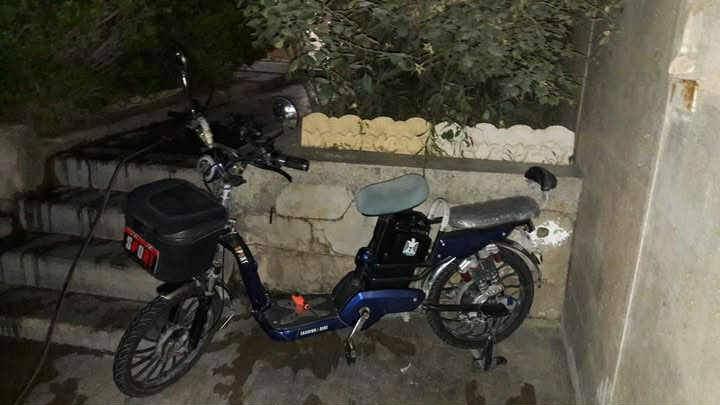 السلام عليكم ماطور شحن للبيع بطاريات جديده تايرات جديده مكاني رأوه السعر ٣٥٠  وبي مجال 
***********.وشكرا
