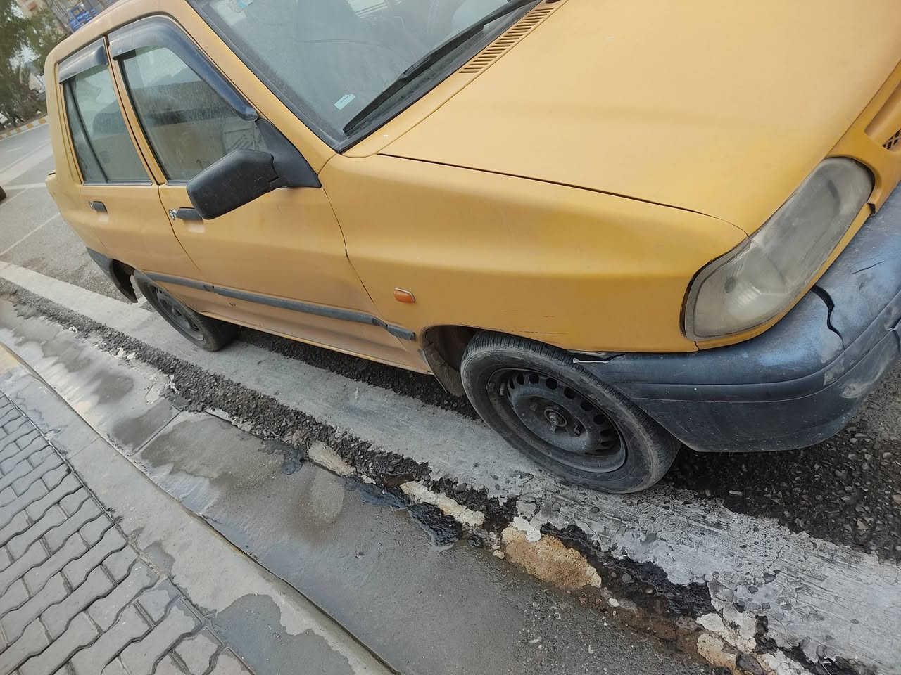 سيبا موديل 16رقم كركوك سنوي جديد حتا 29محرك كير بشرط تبريت تفيه كل شرط دفتر بنزنين موجود *********** /***********سعر ٣٣ بي مجال
