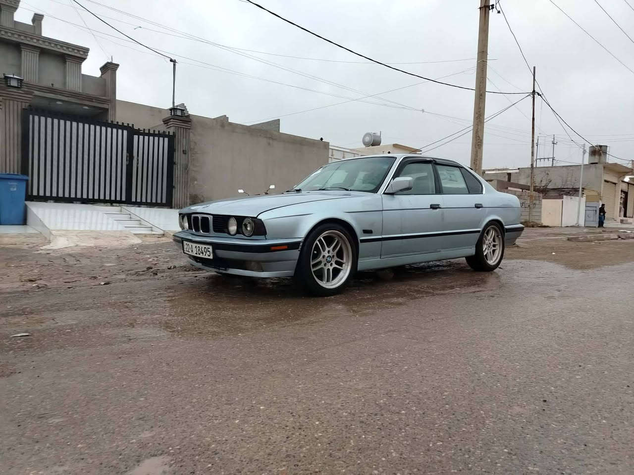 للبيBMW1991 محدث 95
مسكر عدله
جاهزه وحلوه السياره 
عوزها كمبريسر ميشتغل
وكالة بسمي
رقم اربيل الجديد
اهواي بيها مواصفات السياره
كشنات جلد وكهرباء فتحة شاشة 
تراي وين ميعجبك
السعر 48 وبيها اشويه مجال
***********
