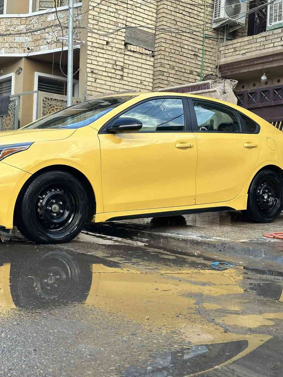 السلام عليكم
بيع مستعجل 

السعر : 155 بيهه مجال ؟

التصال : ***********

كيا فورتي  صفره تكسي

موديل 2021

موصصفات جيتلان فول 

الحادث كما مبين في الصورفقط 

رقم بغداد 

مسفره هيه 

مواصفات رادار امامي 

شفتات ستيرن 

مثبت سرعه

بصمه 

كامره خلفي

تحكم استيرن جهتين

تحديد مسار

مكاني بغداد الشعله
