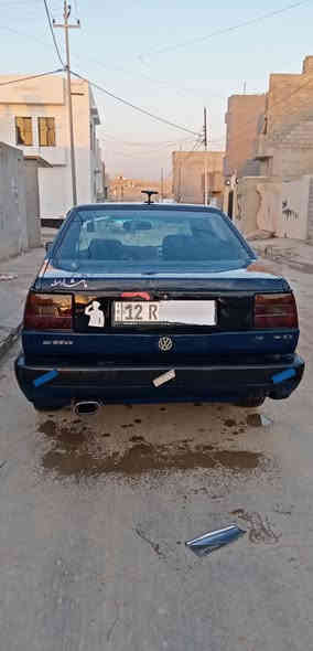 سياره للبيع جيتا موديل ١٩٩٠ سنويه جديده الي ٢٨ رقم انكليزي كابون بنزين مكينه شرط كير شرط استرن بور كابريته جديده الاتصال على الرقم *********** مكان قوسيات رقم ***********  السعر ٣٢ ورقه وبيها مجال٠
