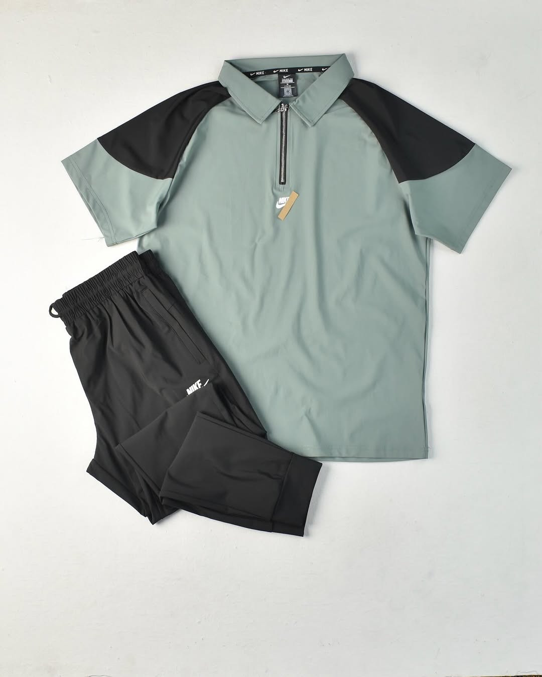 طقم تشيرت بولستر بجامه وتر بروف
السعر :35 الف
القياسات :M-L-Xl-2Xl
خدمة توصيل جميع المحافضات :5 الاف


**إذا كنت صاحب هذا الإعلان وتريد حذفه لأي سبب، رجاءا أرسل رسالة إلى الدعم الفني**