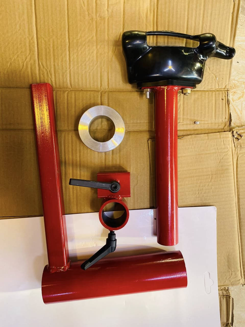 خالعه اطارات يدويه القطعه الكبيره 150 الف 
القطعه الاضافيه 45 الف  تفاصيل الفديو بل منشور


**إذا كنت صاحب هذا الإعلان وتريد حذفه لأي سبب، رجاءا أرسل رسالة إلى الدعم الفني**