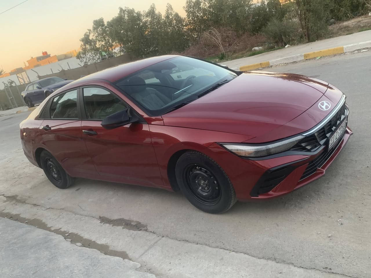 سلام عليكم النترا 2024
محرك 2000 دوش 
ماشيه (11mi)الف  سياره جديده بعدها زيرو ع وضع الوكاله 

وارد امريكي حادثها البنيد مبدل وتبدل اصلي نفس اللون وشويه بارد كد شبر بجاملغ فقط الباقي كفاله عامه 
مواصفات السياره نص فول كامره خلفيه وشاشه جبيره ورادار امامي 
ورادارات جانبيه 
شاشه اعطال وابل كار بلي 
السياره جديده ع وضع الشركه وبلعافيه ع الياخذها  سعرها (158)$ وبيها حك جيتك 
مكانها بغداد البلديات 
هـ /***********
