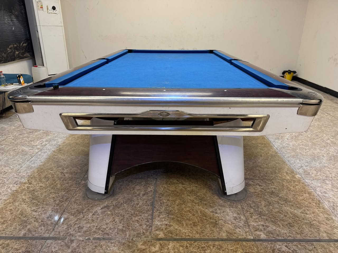 3 ميوزه يلن اصلي نظافتهم كما موضح بالصور 
غير متواجد على الفيس 
للستفسار ***********
