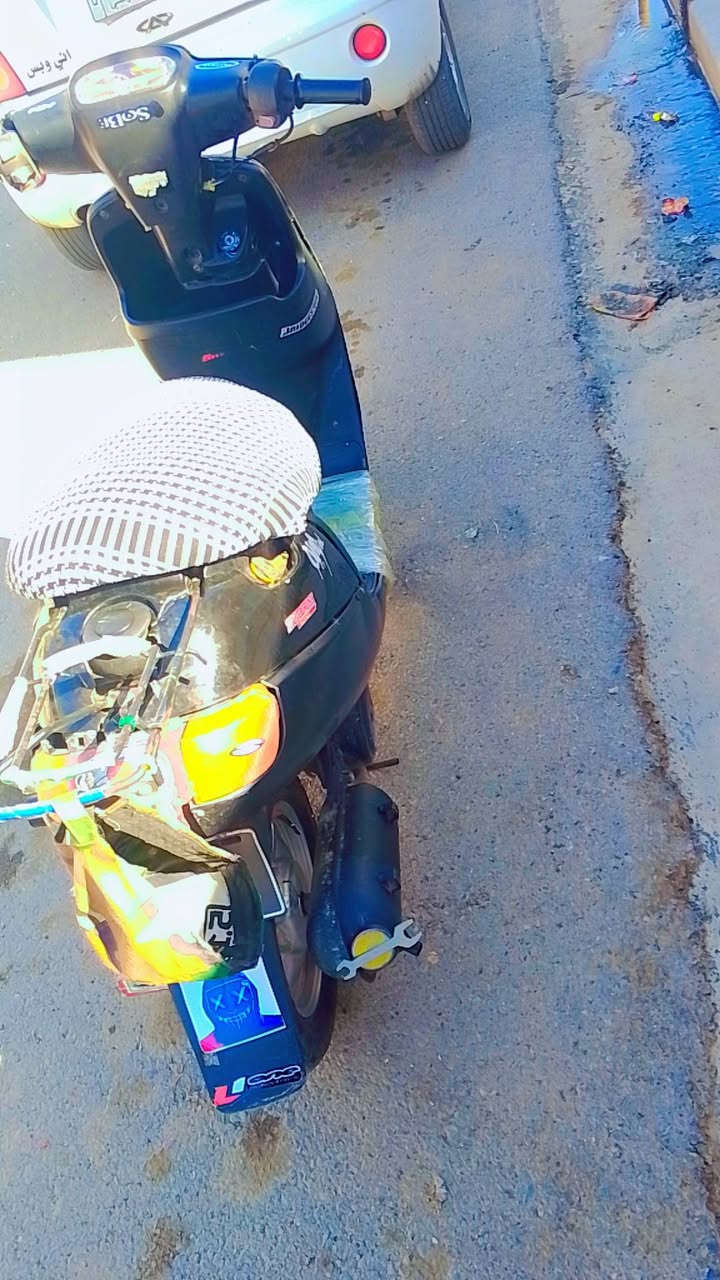 سلام عليكم بوتين لبيع شرط معدل وتحريكه معمر مرا وحد ويرمنيه شغله شاصي شرط ستفسار خاص *********** وبي واتساب
