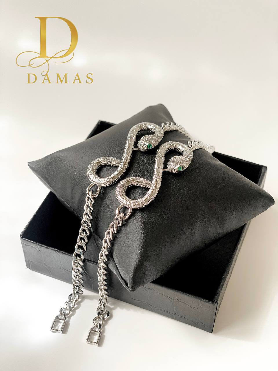 ذهب برازيلي 
ضمان سنتين 
طلاء ثابت 
يوجد خدمه توصيل كل العراق 
التواصل على البيج 
٠٧٧٠٩٤٦٧٥٢


**إذا كنت صاحب هذا الإعلان وتريد حذفه لأي سبب، رجاءا أرسل رسالة إلى الدعم الفني**