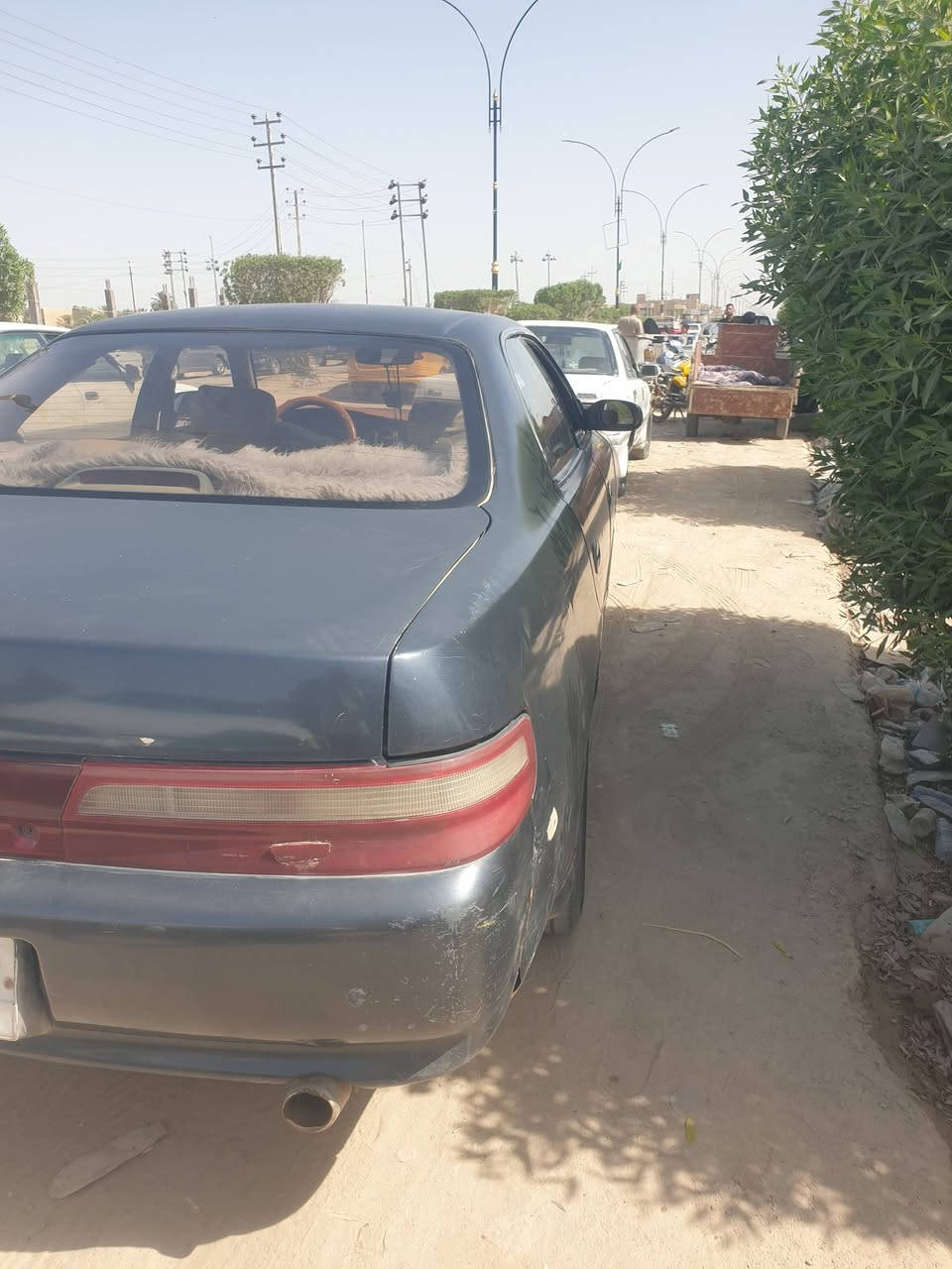 شيزر نفخ موديل ٩٣ سنويه صاقطه راعيه بالشطره مكفوله من العيب الشرعي تخم تاير باتري جديد مكينه وكير خير من الله  حداديه نضيف امامي وخلفي السعر ٤٣وبيه مجال 
ملاحظة مكلف بالنشر ***********
