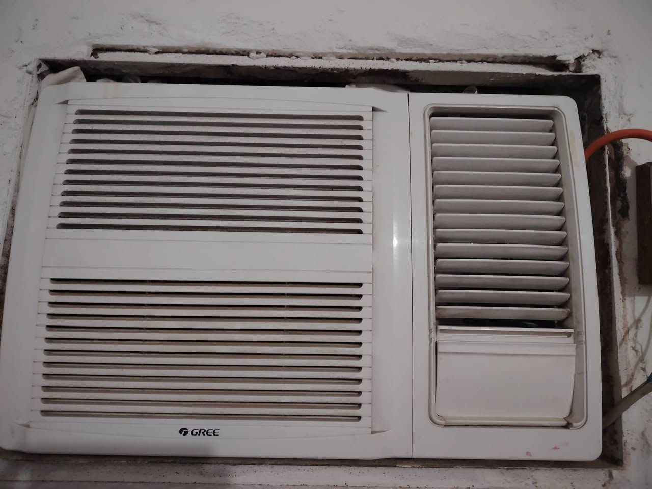 مكيف گريه طنين للبيع
السعر 200 شرط الشغل ميسان حي المعلمين الجديد
***********
