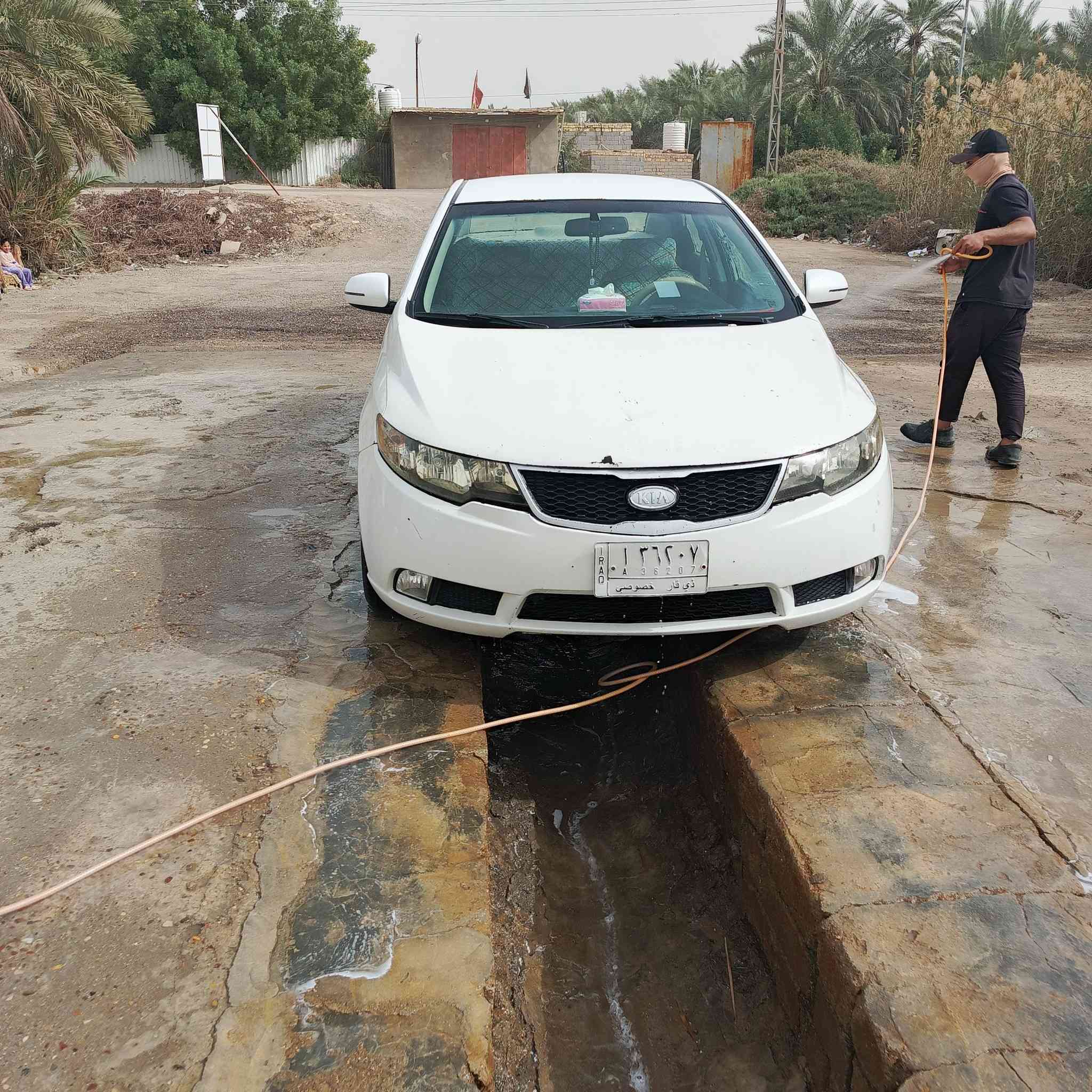 كيا فورتي موديل 2013 رقم ذي قار مكينة 2000 دوش تبريد ثلج سيارة مال جناي 100 ذي قار سوق الشيوخ 
الهاتف ***********
